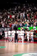 Karşıyaka, Alt Sıra Merkezefendi'ye Devrildi!