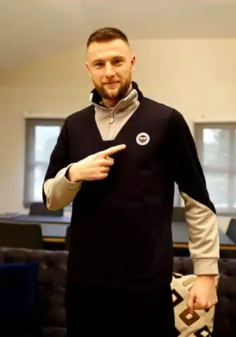 Skriniar: Fenerbahçe'de Çok Mutluyum!